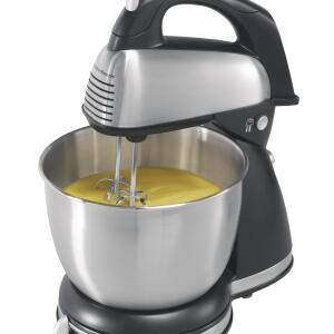 Hamilton Beach Stainless Steel and Black Plastic 4-Quart Tilt-Head Stand Mixer