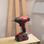 SKIL PWR CORE 1/4-inch Cordless Impact Driver, 20-volt (Includes Battery and Charger)