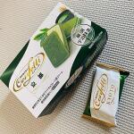 Japan Confetti Uji Matcha Green Tea blended sandwich cookies with white chocolate flavor cream filling 4.69 oz