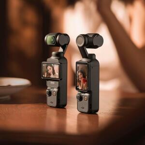 DJI - Osmo Pocket 3 3-Axis Stabilized 4K Handheld Camera with Rotatable Touchscreen - Gray Model:CP.OS.00000301.01