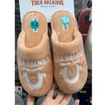 True Religion Size 7 1/2