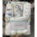 Baby Gear 6 Piece of Baby Gear 3 Hooded Towels 3 Washcloths White/Green