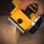 DEWALT(Tool Only) DCP580B 20V MAX XR Cordless Brushless 3-1/4 in. Planer