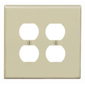 Leviton2-Gang Ivory Duplex Outlet/Receptacle Nylon Midway/Midsize Wall Plate (1-Pack) - R51-0PJ82-00I