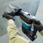 Makita 40V Max XGT Brushless Cordless Rotary Hammer Kit (1-9/16 in.) with AVT, AFT, and AWS Capability (4.0Ah)