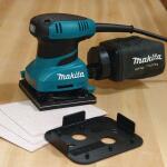 Makita 2 Amp Corded 1/4 Sheet Finishing Sander with 60G Paper, 100G Paper, 150G Paper, Dust Bag and Punch Plate (BO4556)