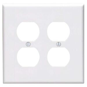 Leviton2-Gang White Duplex Outlet/Receptacle Nylon Midway/Midsize Wall Plate (1-Pack) - R52-0PJ82-00W