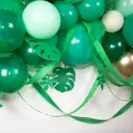 Meri Meri 44-Pack Leafy Green Balloon Arch